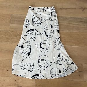 Shein midi skirt size small